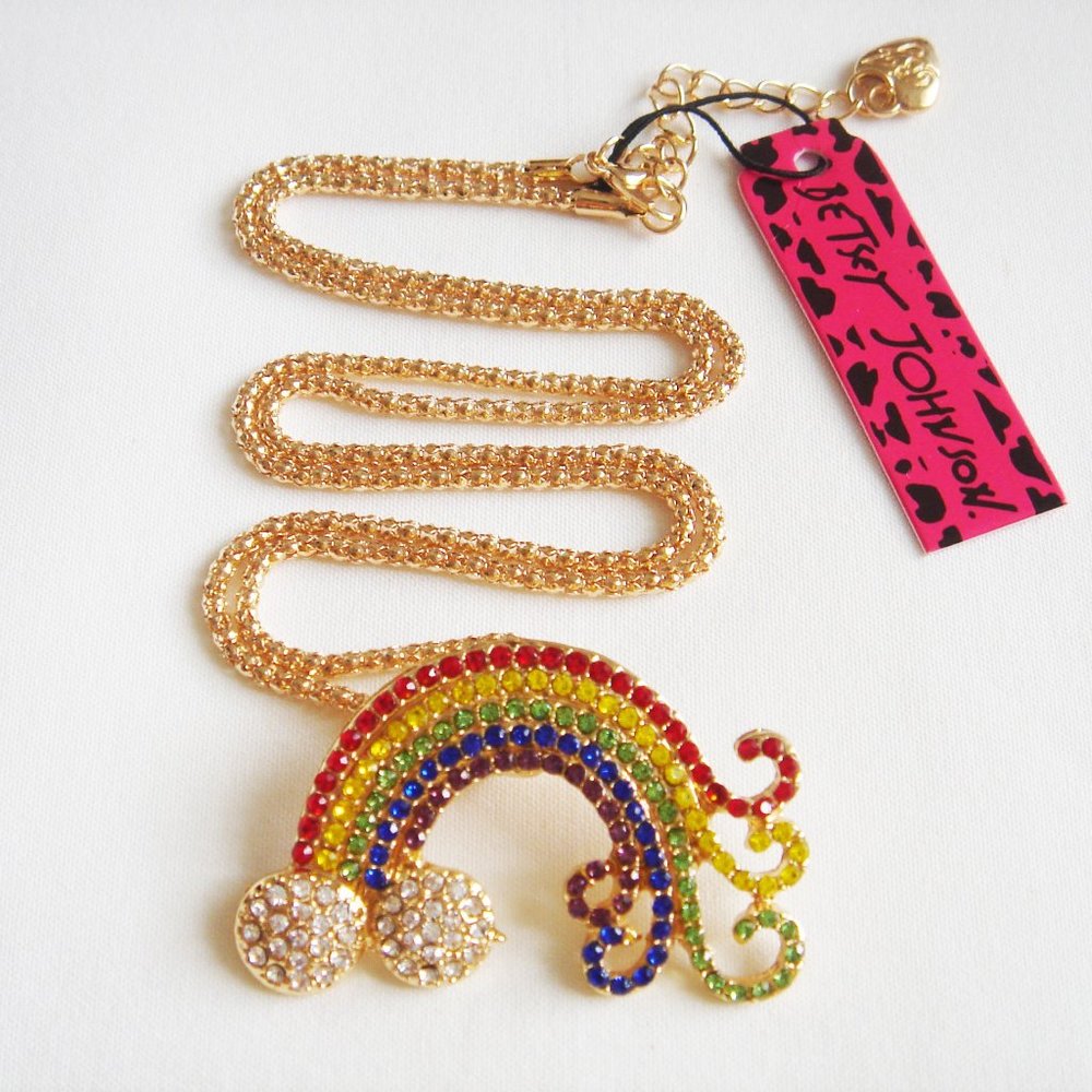 BETSEY JOHNSON  COLORFUL RAINBOW NECKLACE